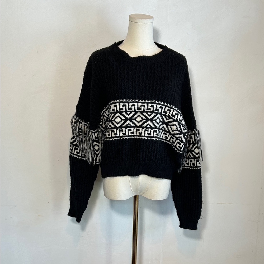 Dreamers Sweater Black White Aztec Western Fringe Cropped Knit Size Small